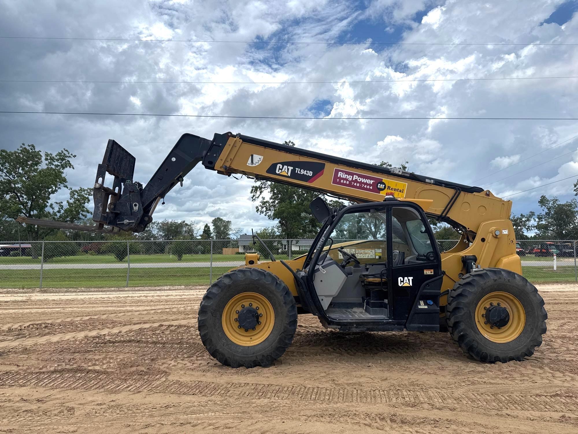 2021 CATERPILLAR TL943D TELESCOPIC FORKLIFT (A52705)