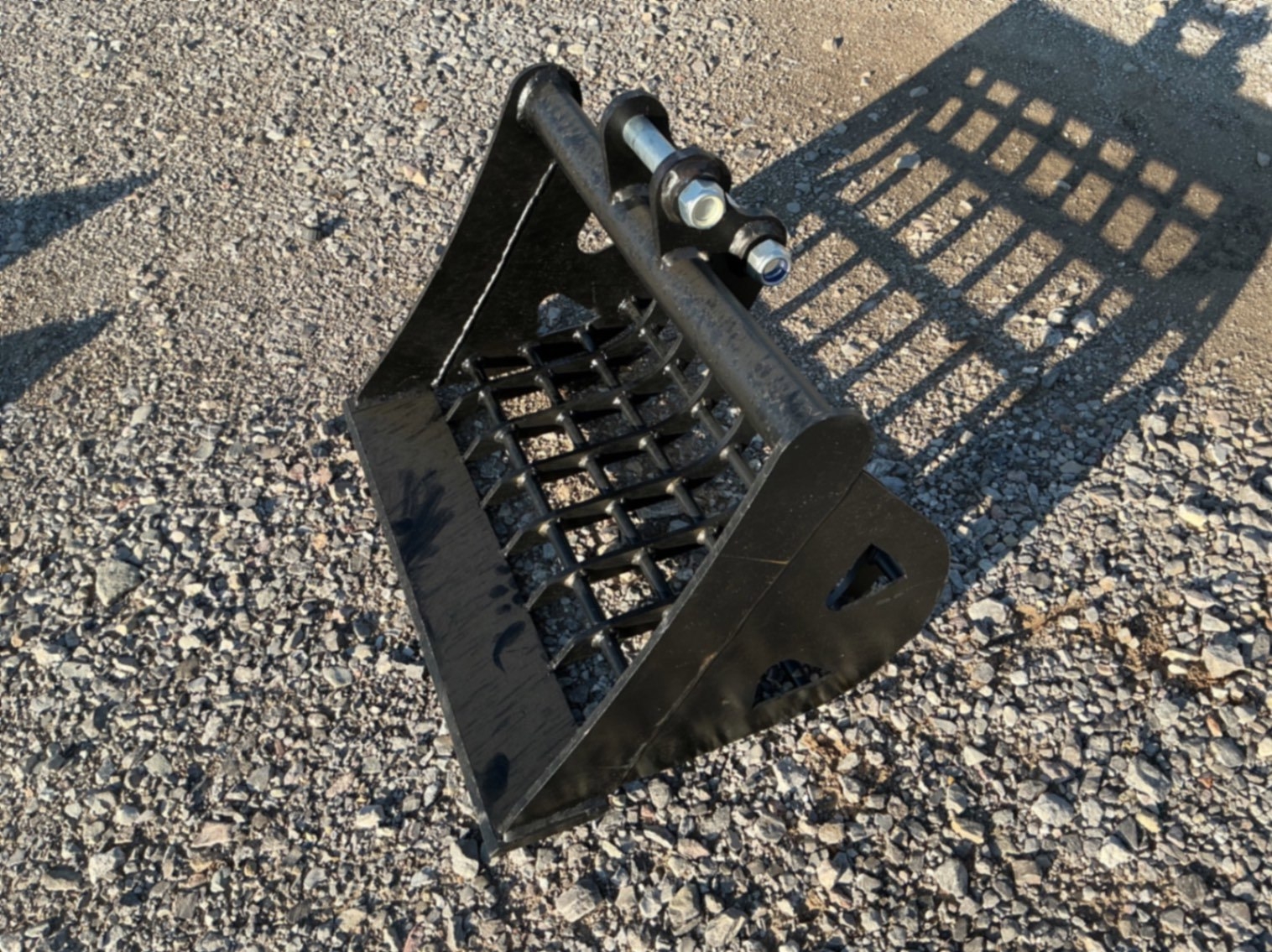 GRID SHAPED BUCKET FOR MINI EXCAVATOR (A58214)