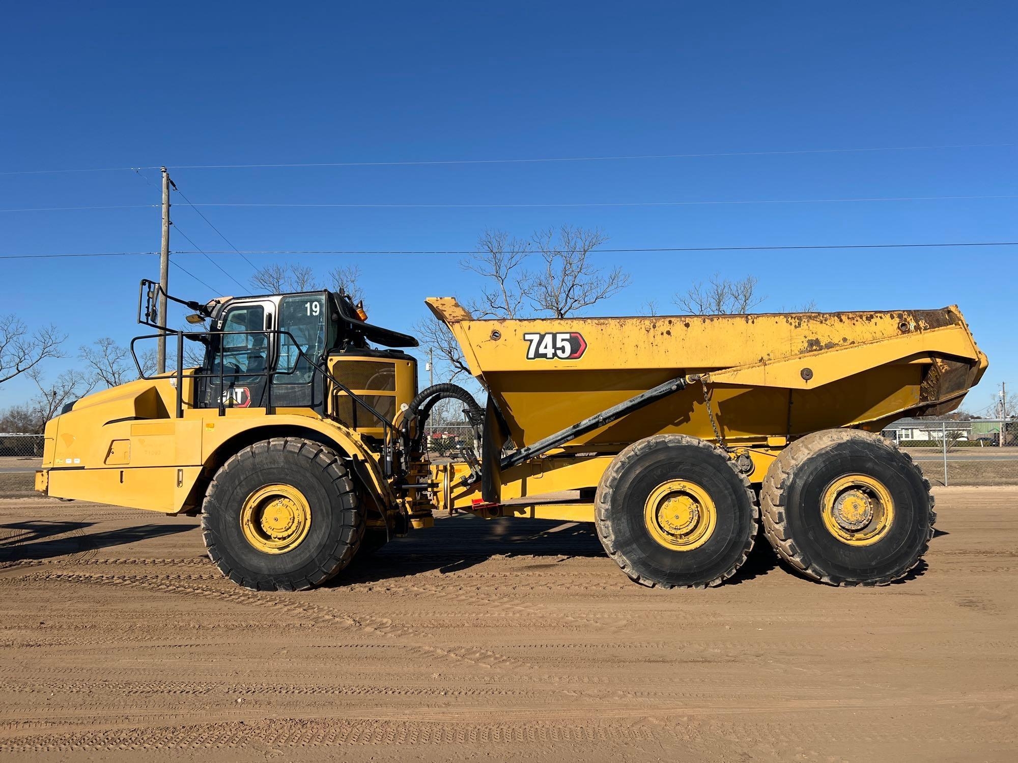 CATERPILLAR 745 OFF ROAD DUMP TRUCK (A62129)
