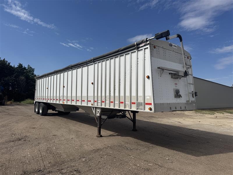 2012 Cornhusker800 43ft Hopper Trailer (A55301)