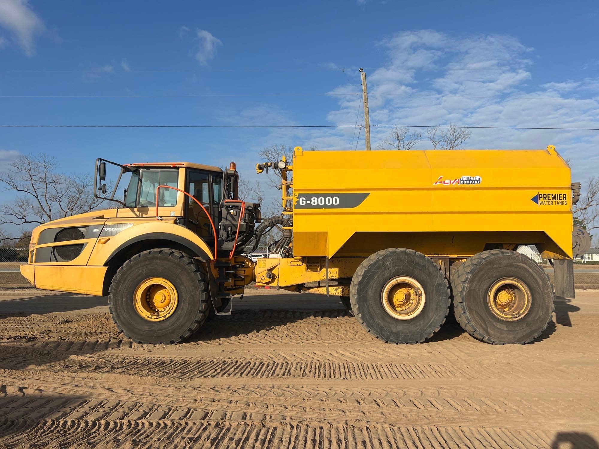 2014 VOLVO A40G WATER TRUCK (A62129)