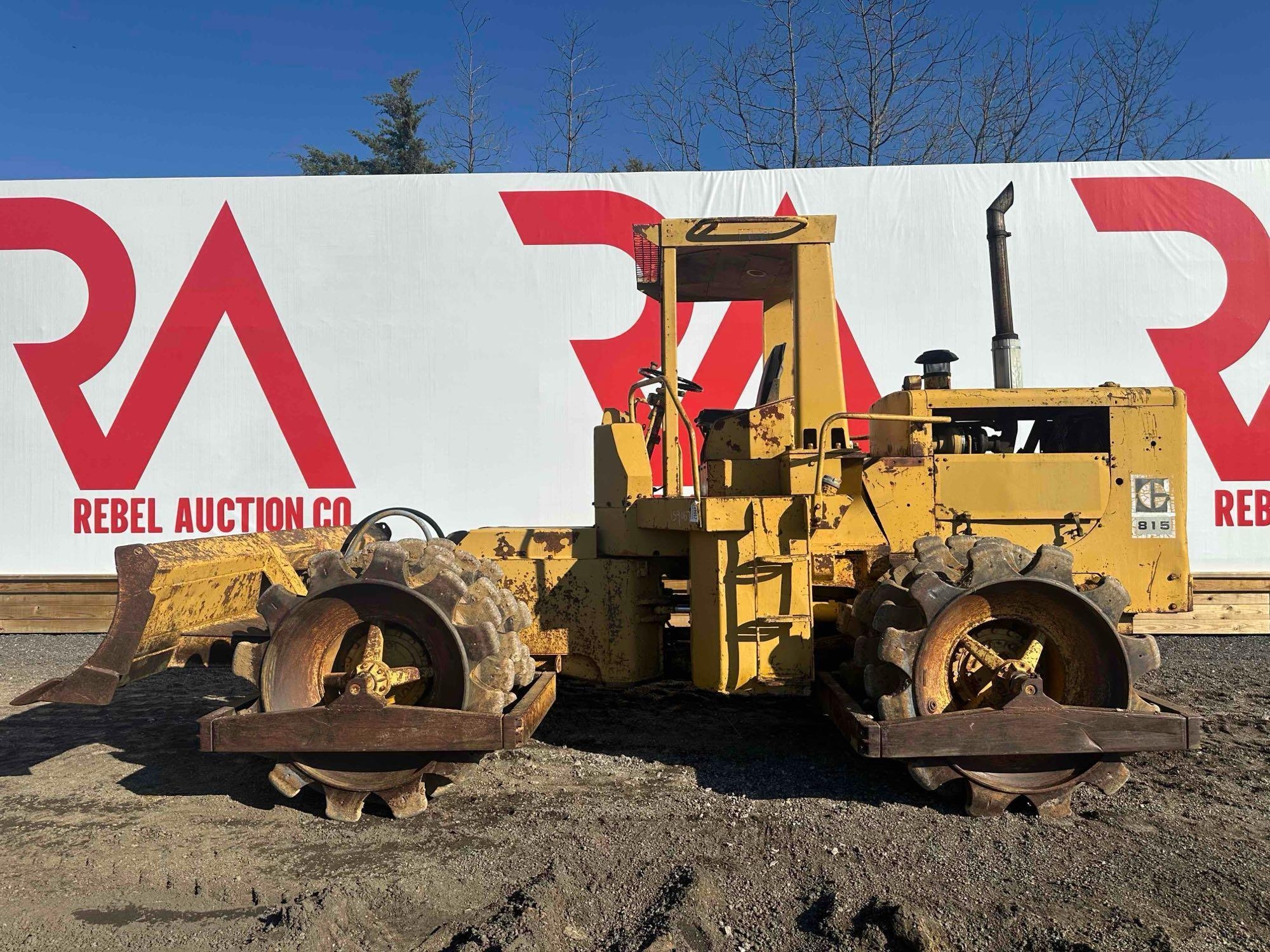 CATERPILLAR 815 PADFOOT SOIL COMPACTOR (A62129)