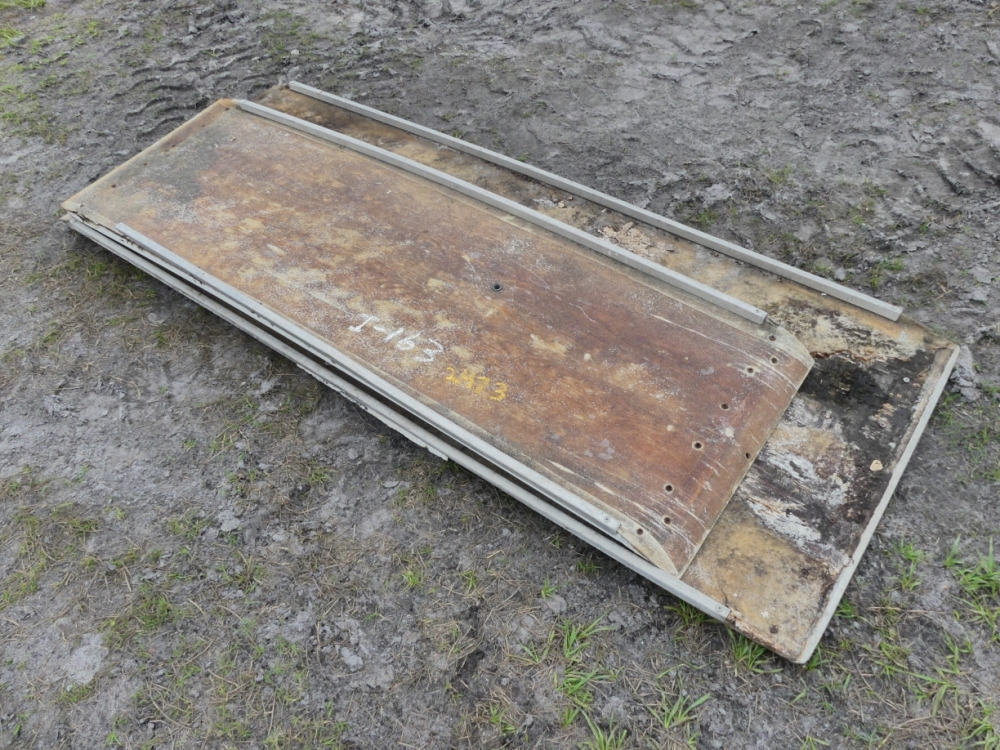 2) Fiberglass Load Ramps (A34127)