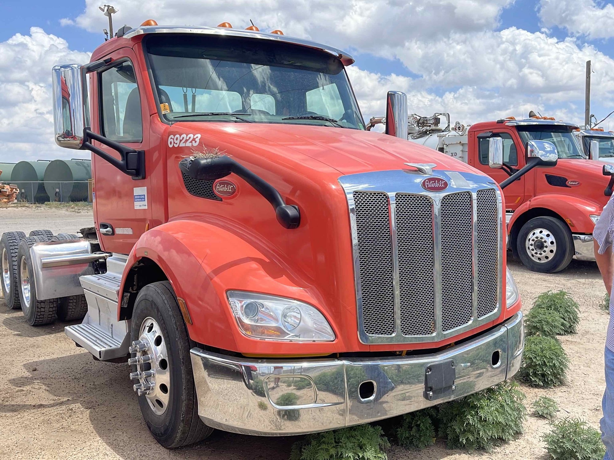 2019 PETERBILT 579 DAYCAB (A58214)