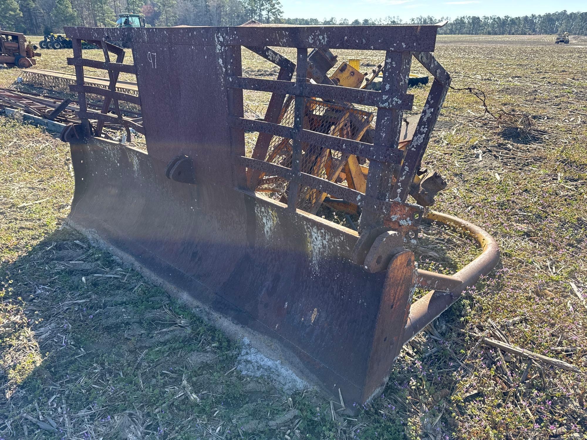 FRONT MOUNT BLADE W/ MOUNTS (A63291)