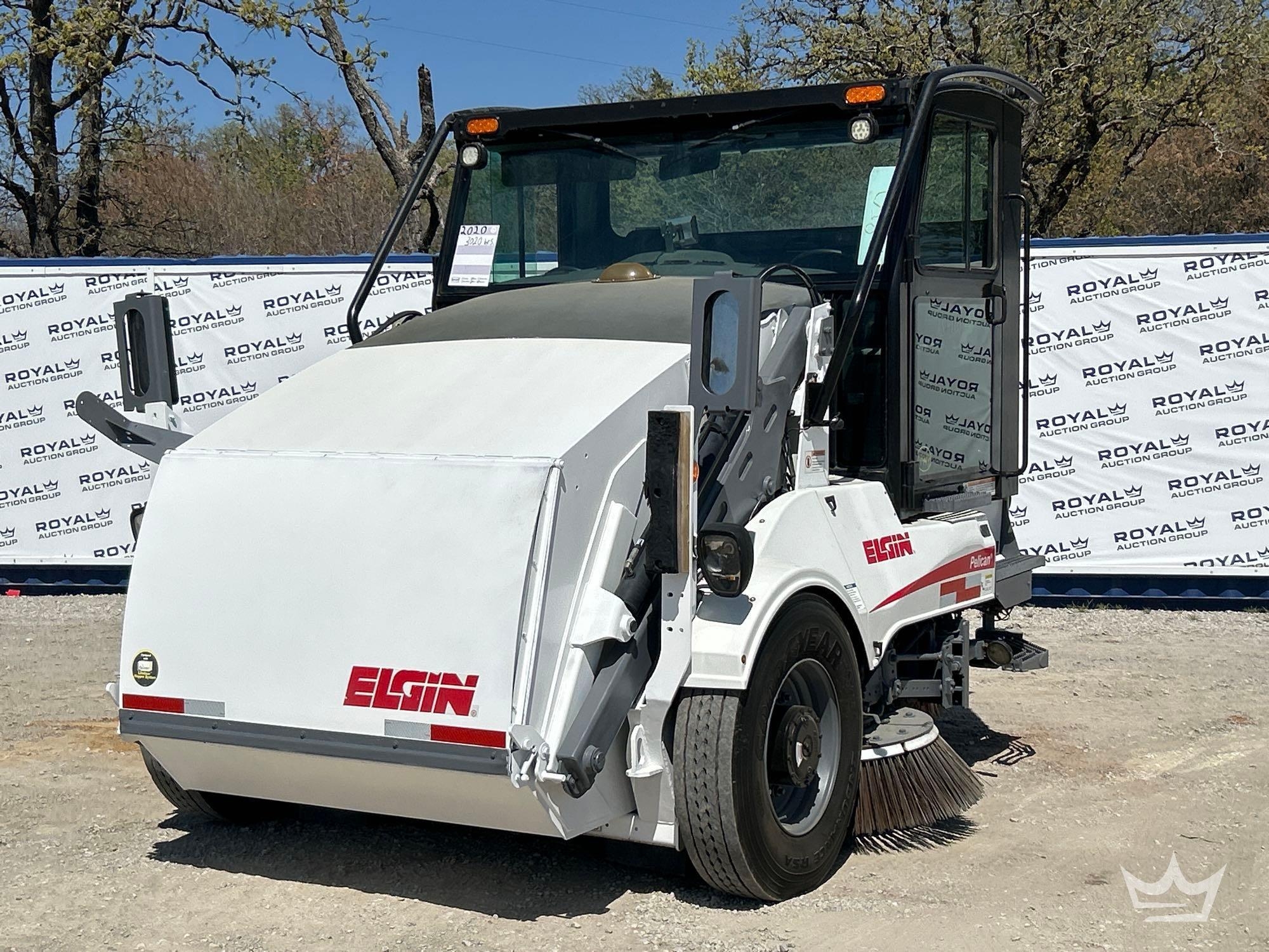 2020 Elgin Pelican Street Sweeper (A64194)