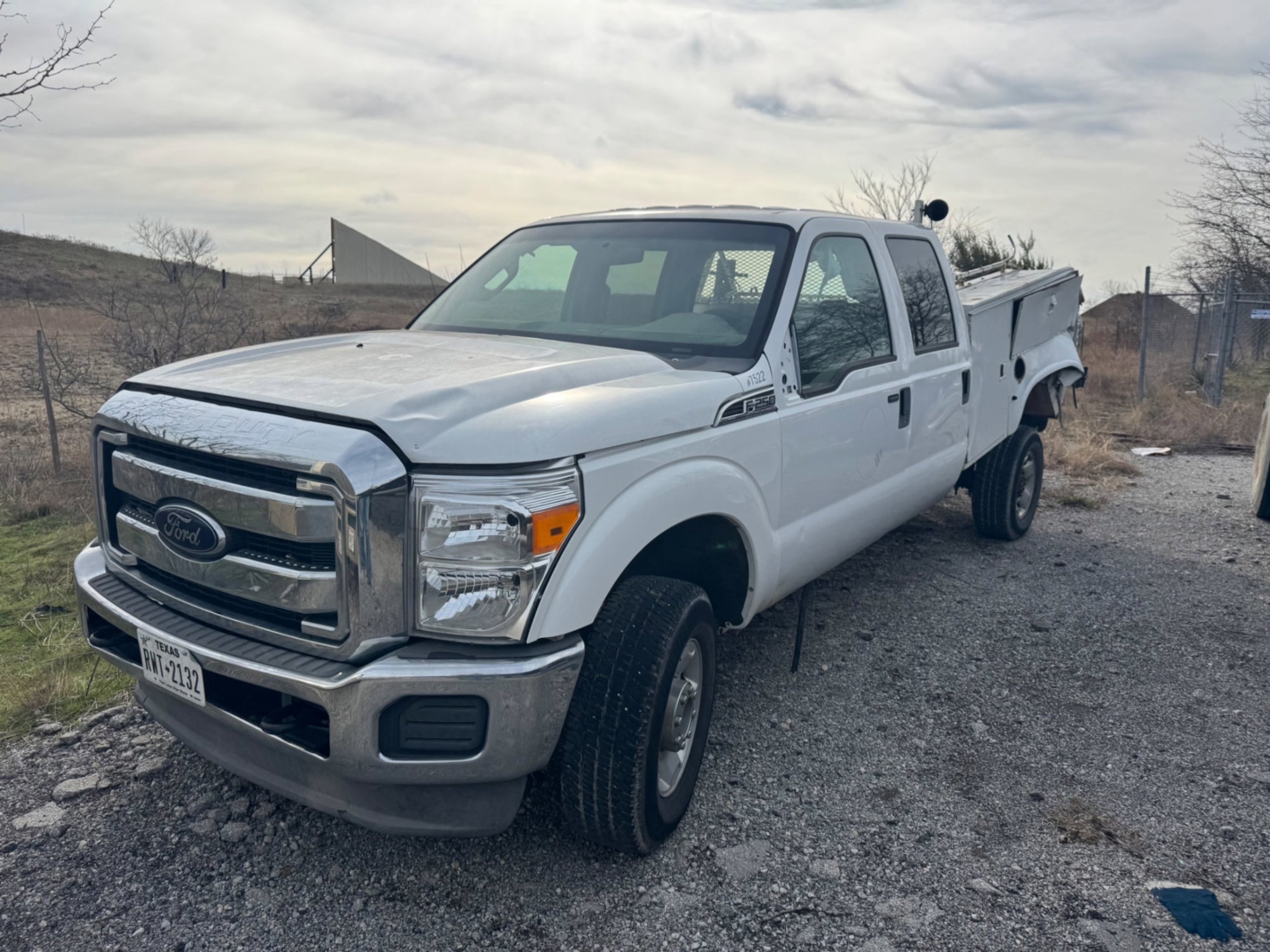 2012 FORD SERVICE TRUCK (INOPERABLE) (A65643)