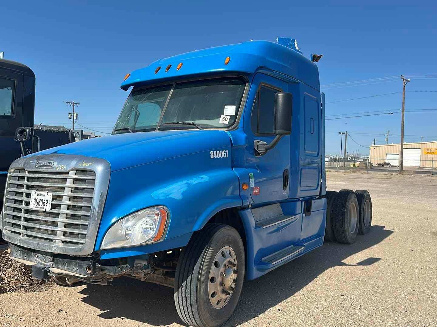 2015 FREIGHTLINER CASCADIA(INOPERABLE) (A48992)