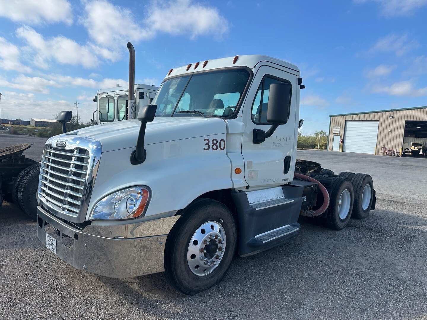 2016 FREIGHTLINER  CASCADIA (INOPERABLE) (A55745)