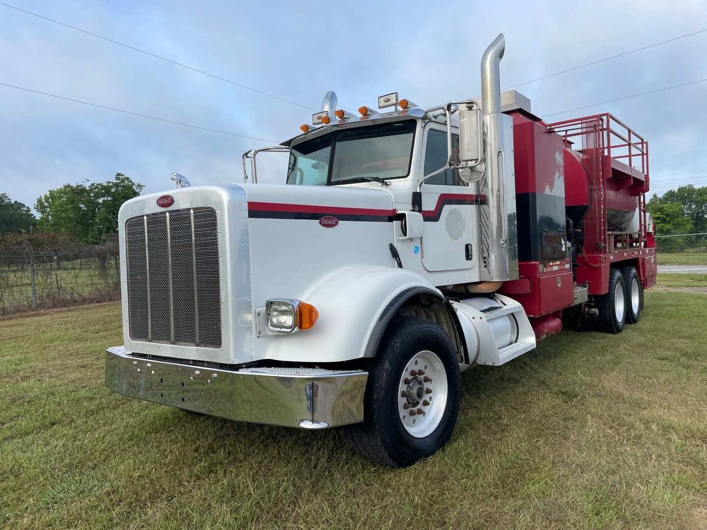 2015 PETERBILT 367 HOT OIL (A50854)