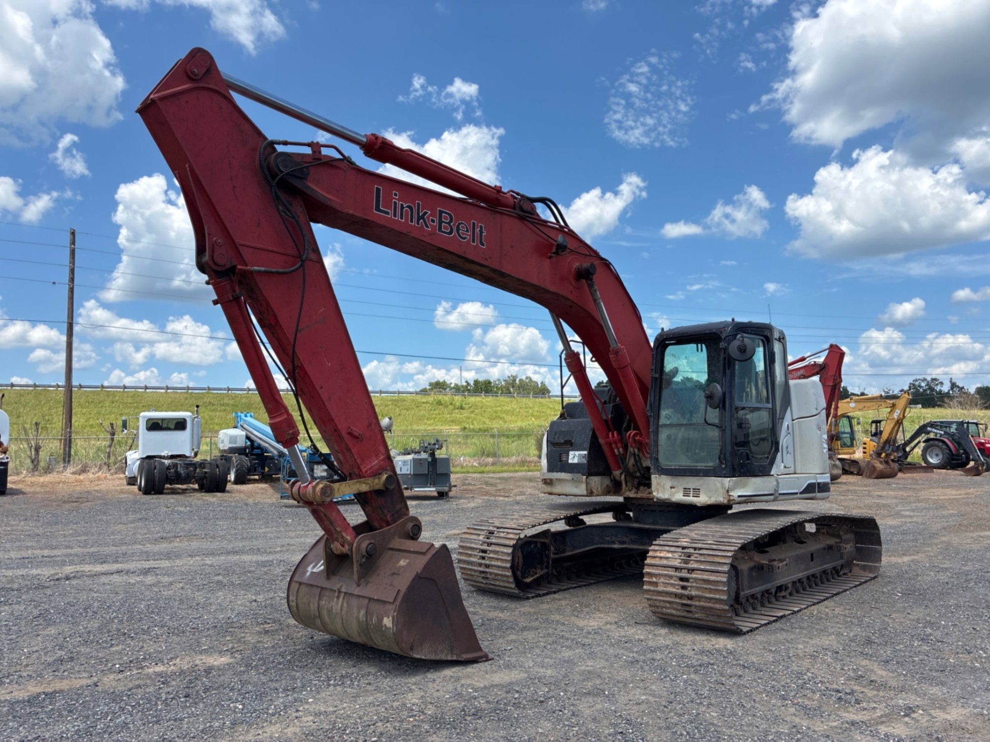 2016 LINK-BELT  235X3 SPIN ACE EXCAVATOR (A50854)
