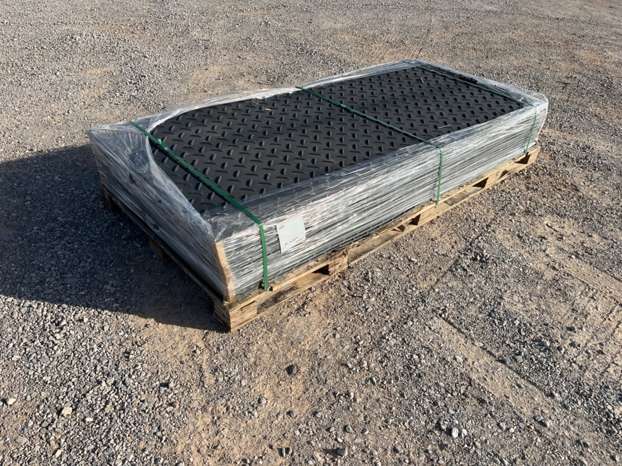 PALLET OF 15 4X8 GROUND PROTECTION MATS (A58214)