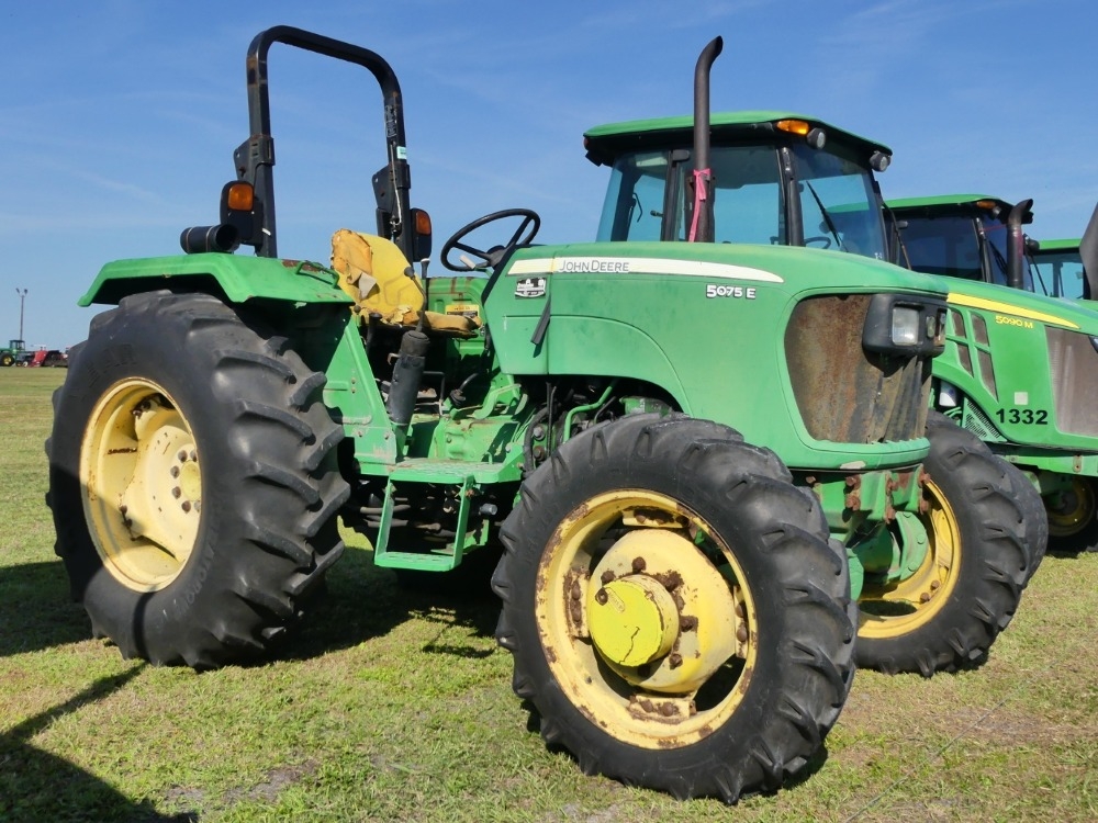 2013 John Deere 5075E (A57148)