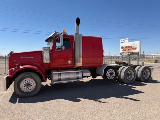 2007 WESTERN STAR  4900 TRI AXLE (A65643)