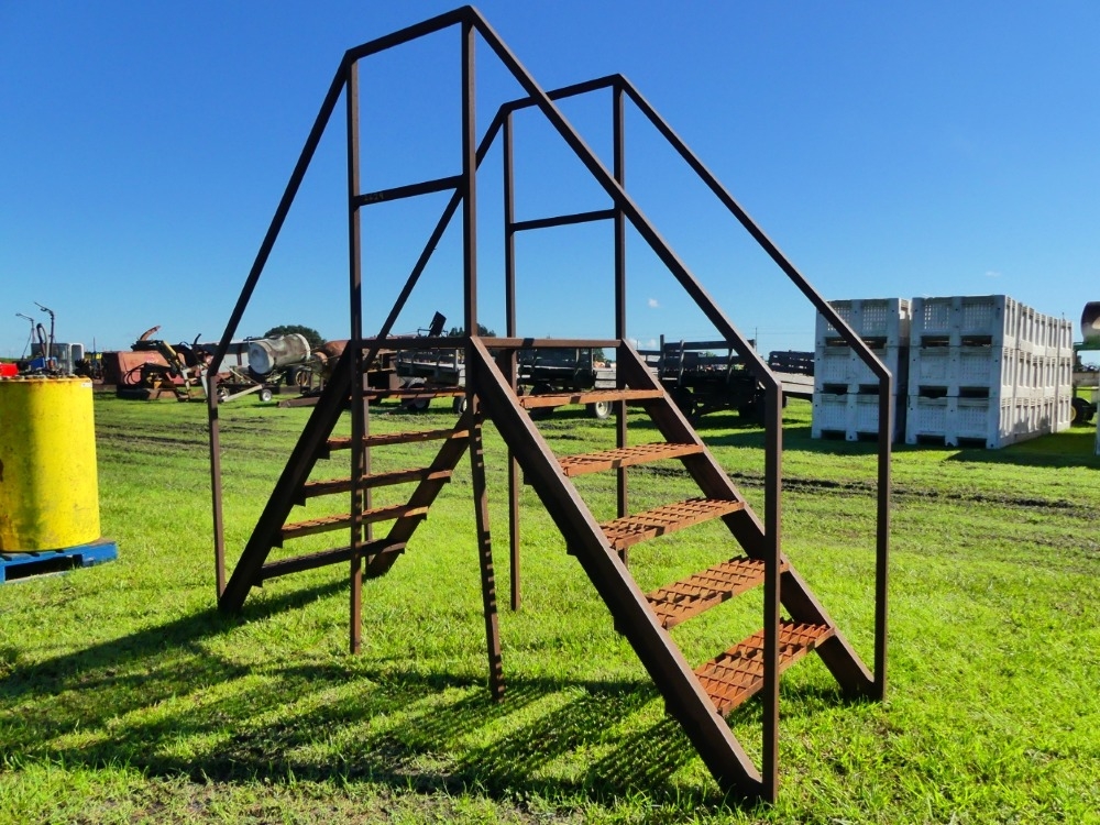 A-Frame Steps (A53316)