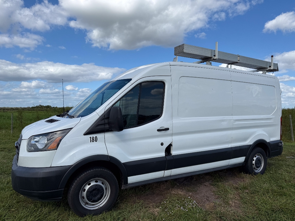 2018 Ford Transit 250 (A57148)