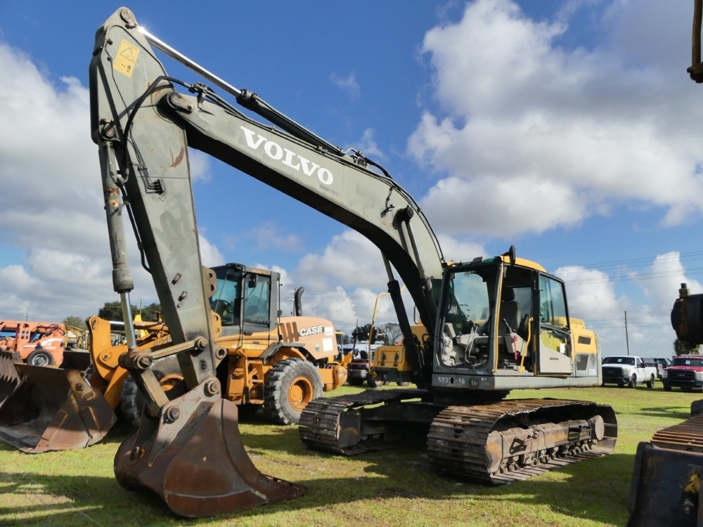Volvo EC220DL (A57148)