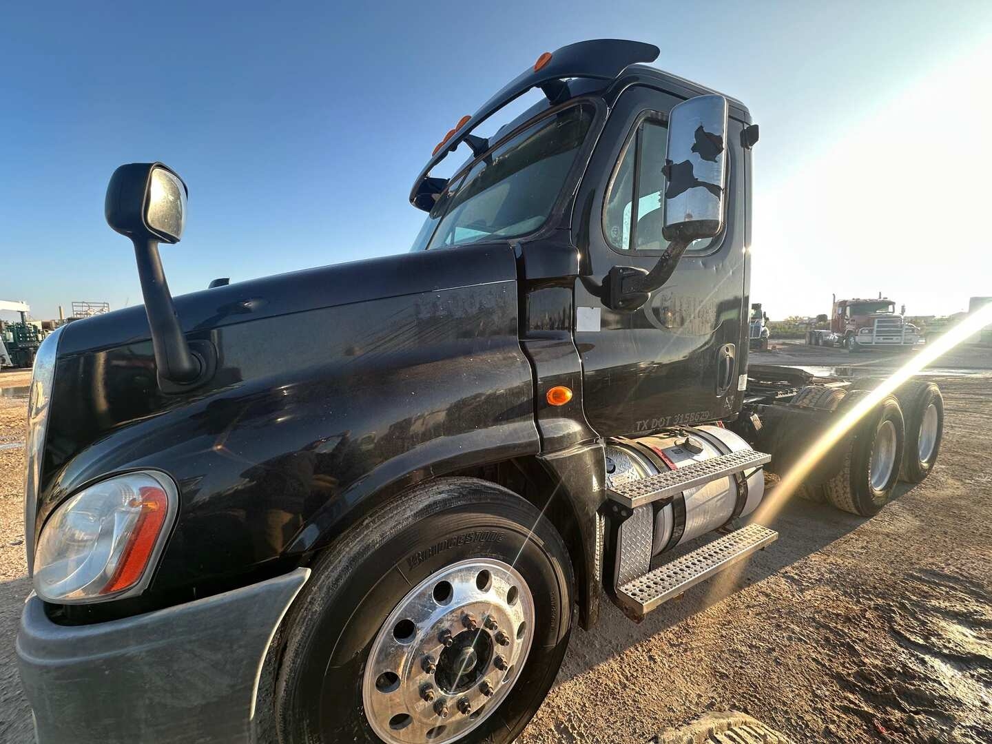 2013 FREIGHTLINER CASCADIA (A55745)