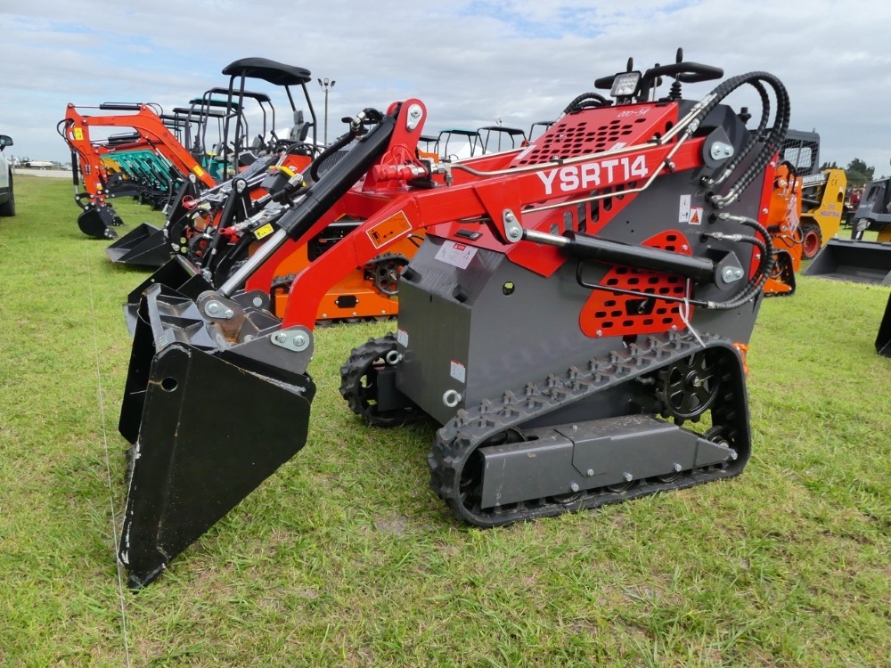 AGT Industrial YSRT14 Mini Skid Steer (A57149)