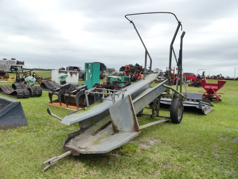 Square Bale Hay Elevator (A57149)