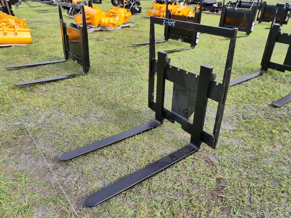 Giyi Excavator Pallet Forks (A57149)