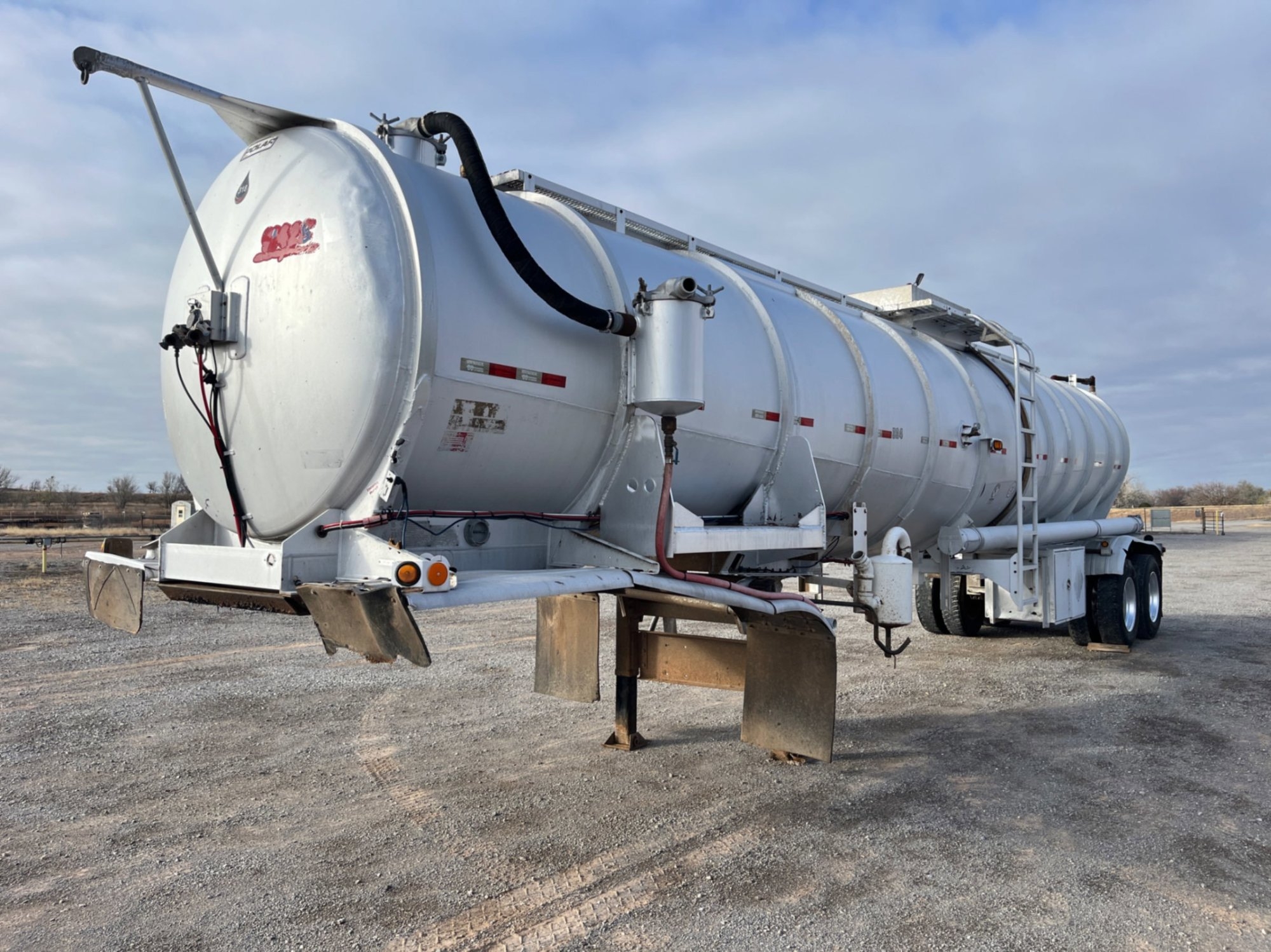2013 POLAR TANK 8,500 GAL ALUMINUM TRAILER (A58214)
