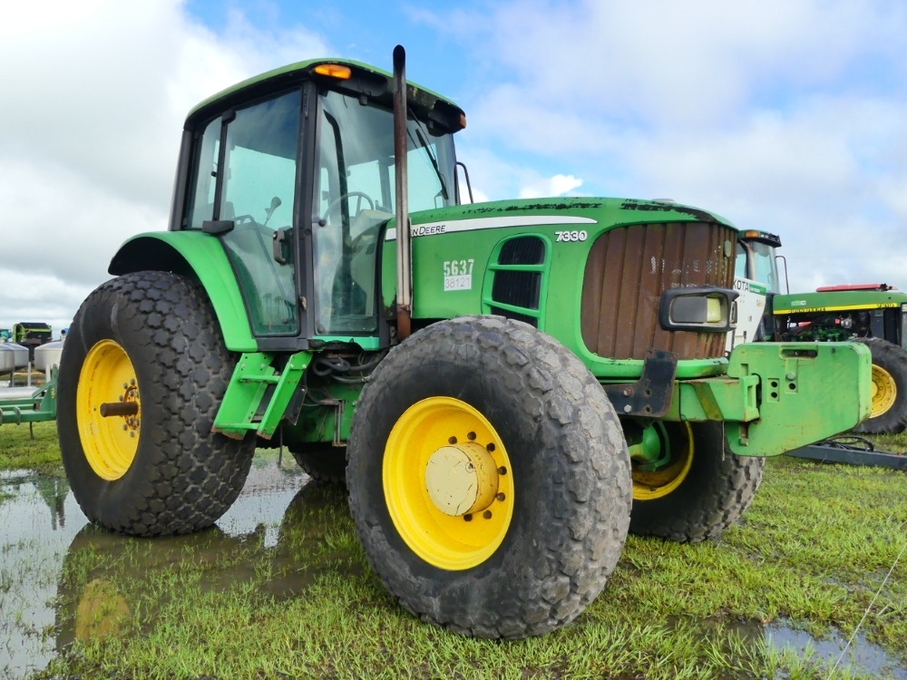 John Deere 7330 (A53314)