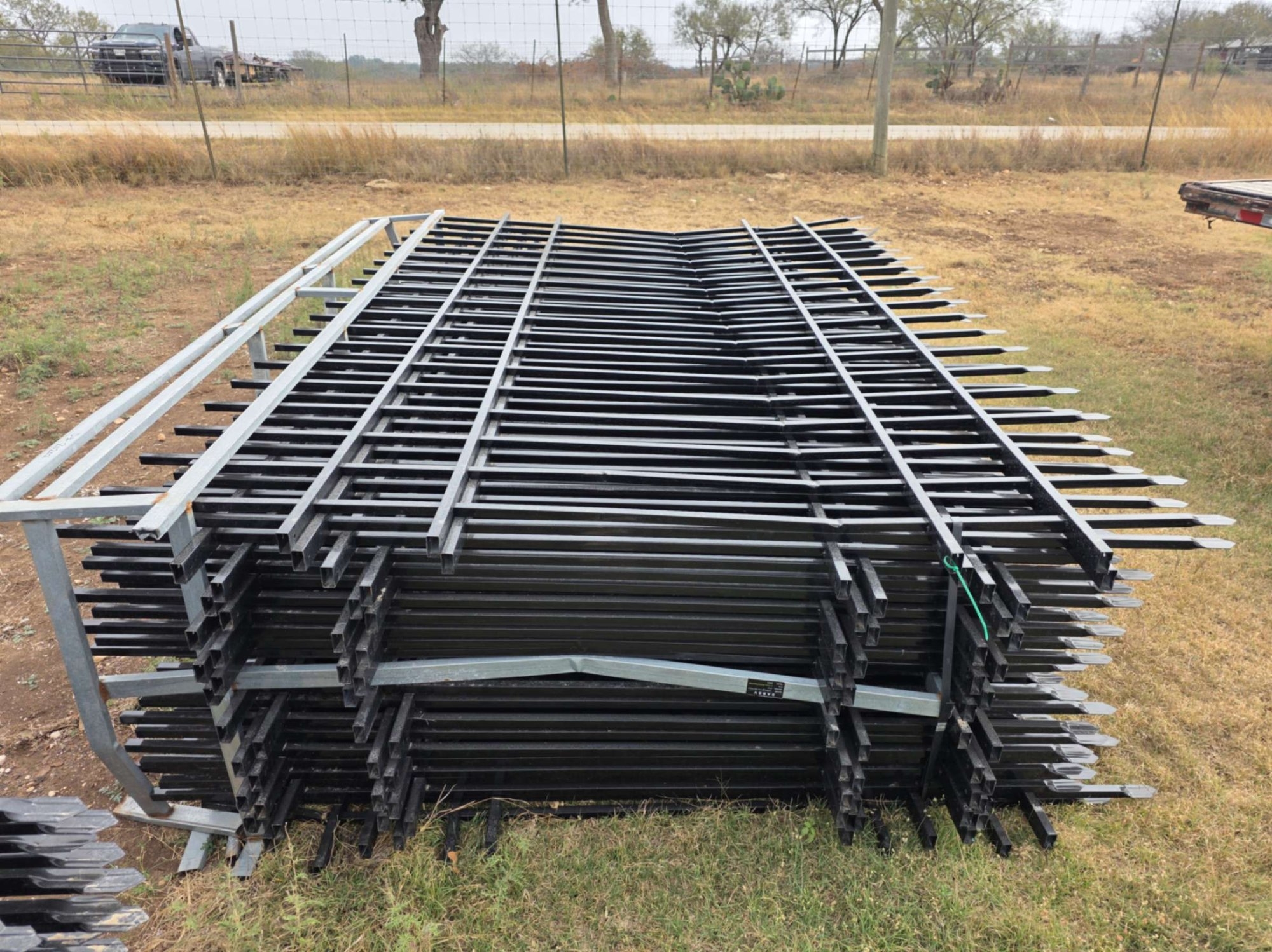 FENCE PANELS (A58214)