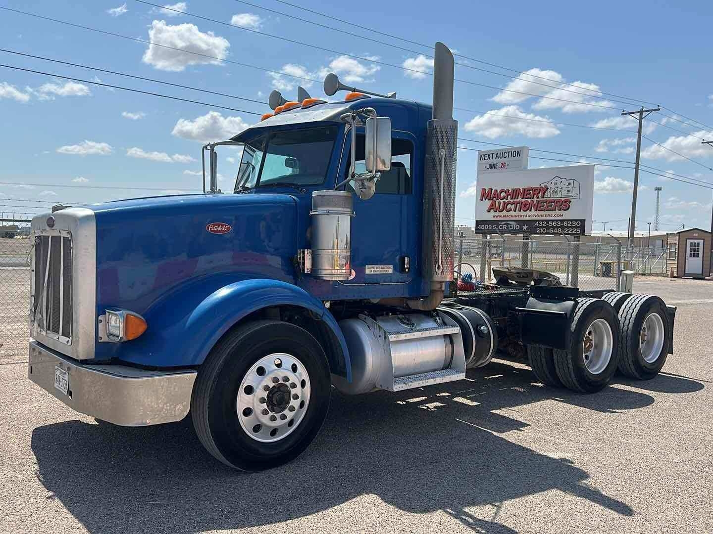2013 PETERBILT 367 (A48992)