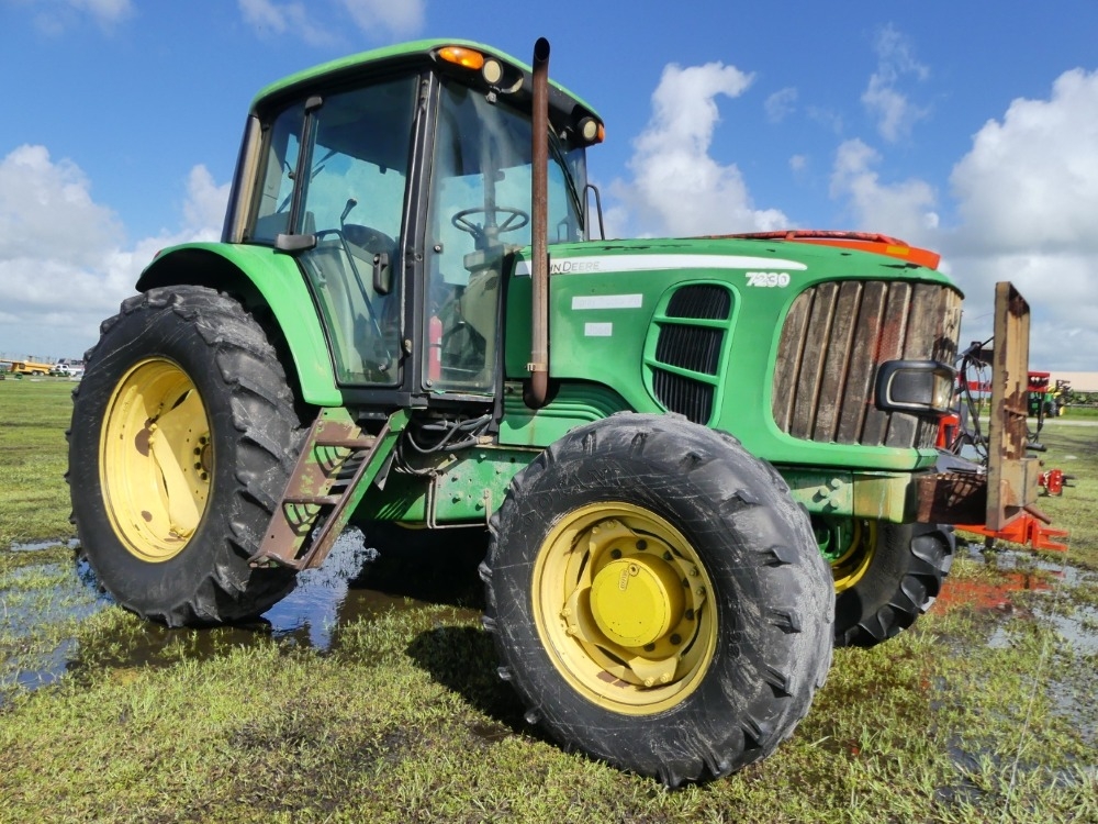 John Deere 7230 (A53314)