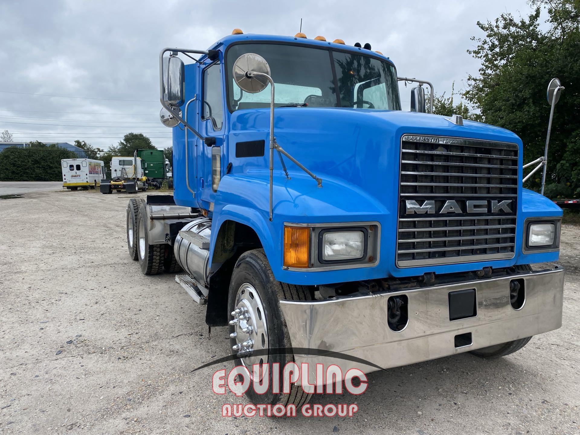 2007 MACK CHN DAY CAB (A56129)