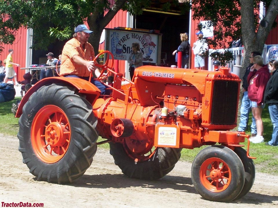 Allis Chalmers UC.jpg
