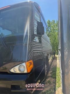 2011 MCI D4505 TANDEM AXLE PASSENGER BUS (A45679)