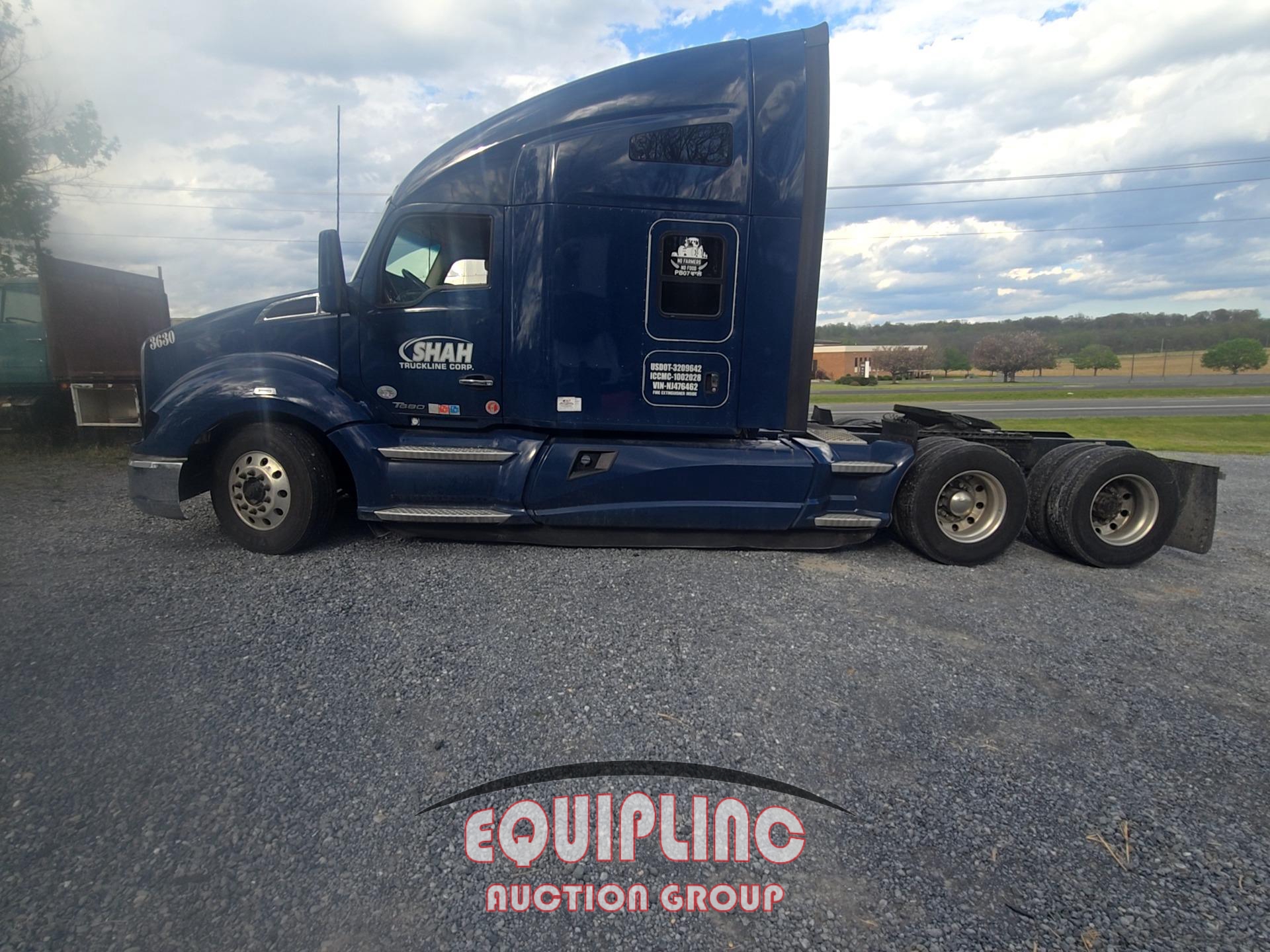 2022 KENWORTH T680 6X4 T/A SLEEPER TRUCK TRACTOR (A69168)