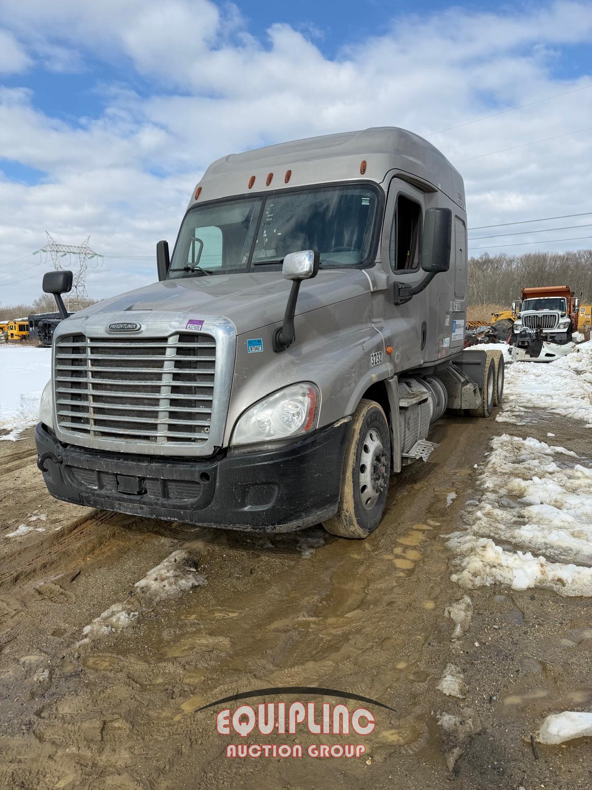 2016 FREIGHTLINER CASCADIA 125 6X4 T/A SLEEPER TRUCK TRACTOR (A59914)
