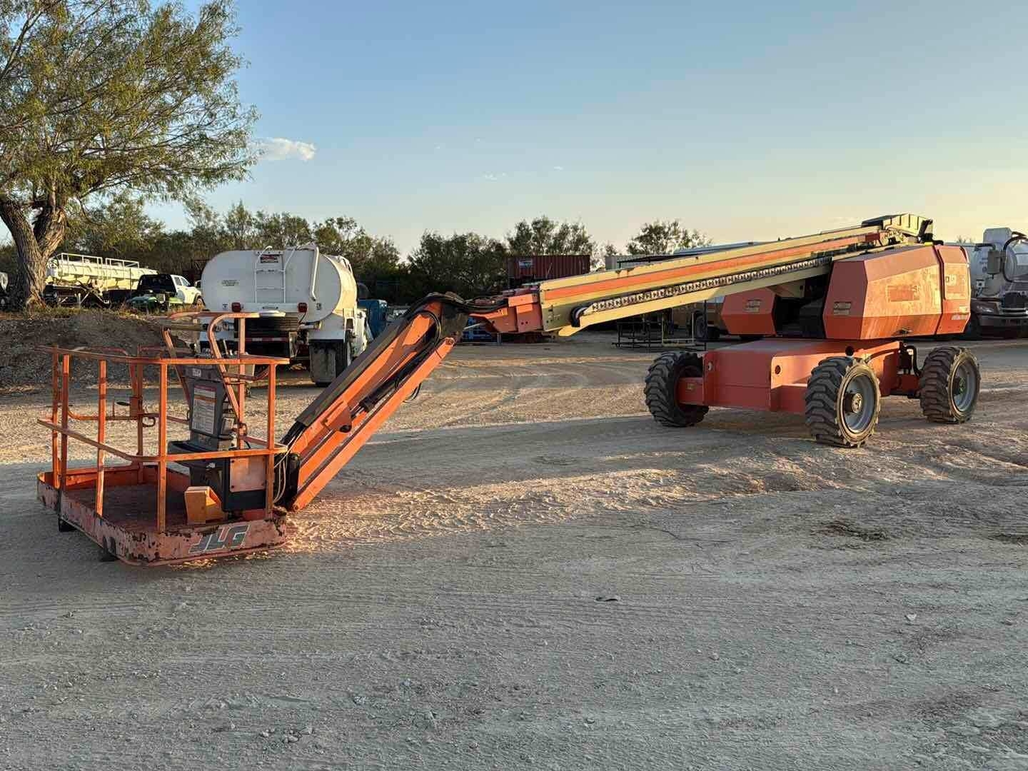 JLG 660SJ (A58216)