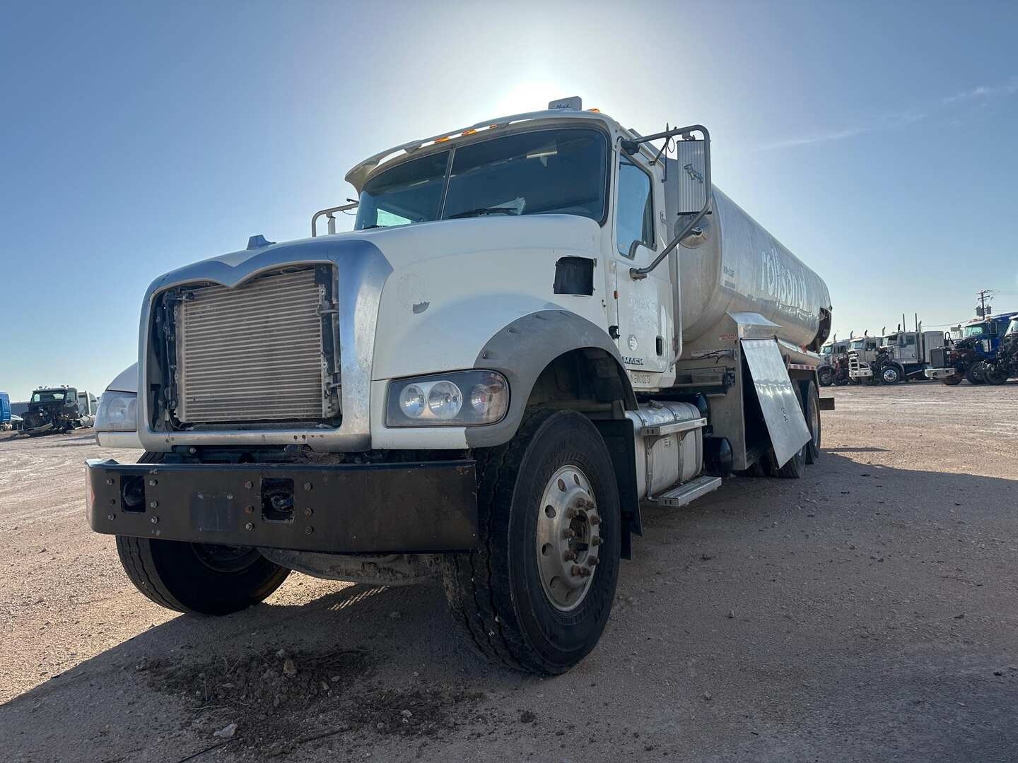 2014 MACK GU (GRANITE) FUEL TRANSPORT TRUCK(INOPERABLE) (A50854)