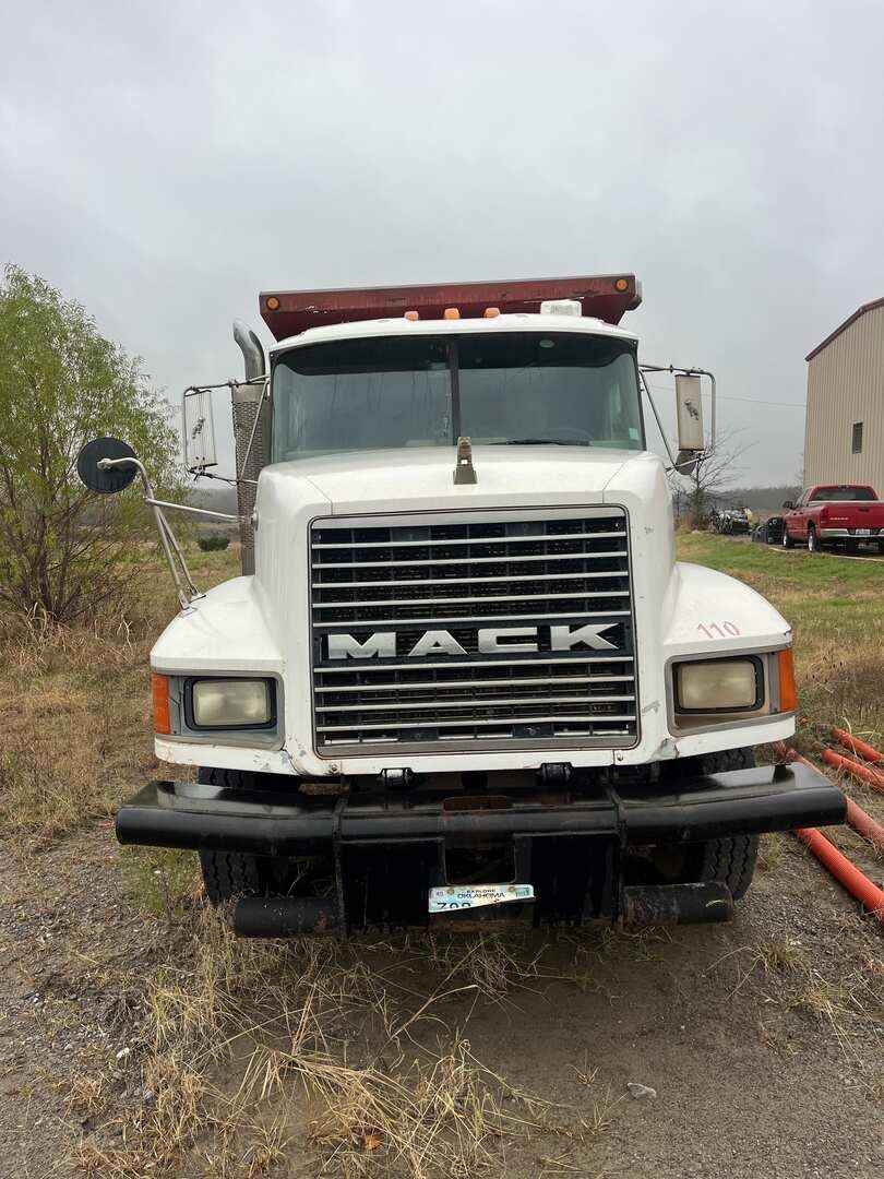 1991 MACK CH613 DUMP TRUCK (A58214)