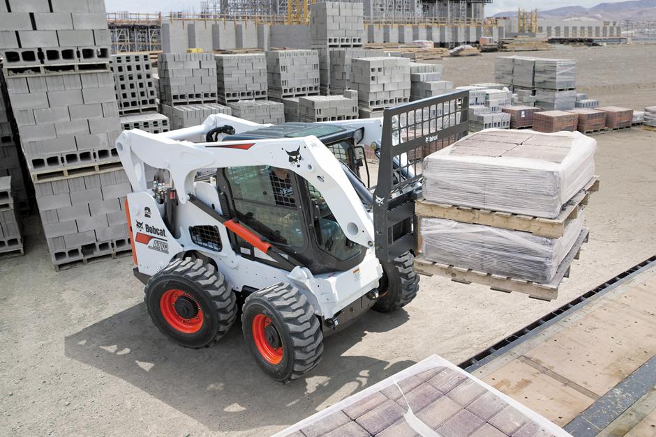 bobcat-a770-pallet-fork-t6k5857-jj-fc_fc_one_col.jpg