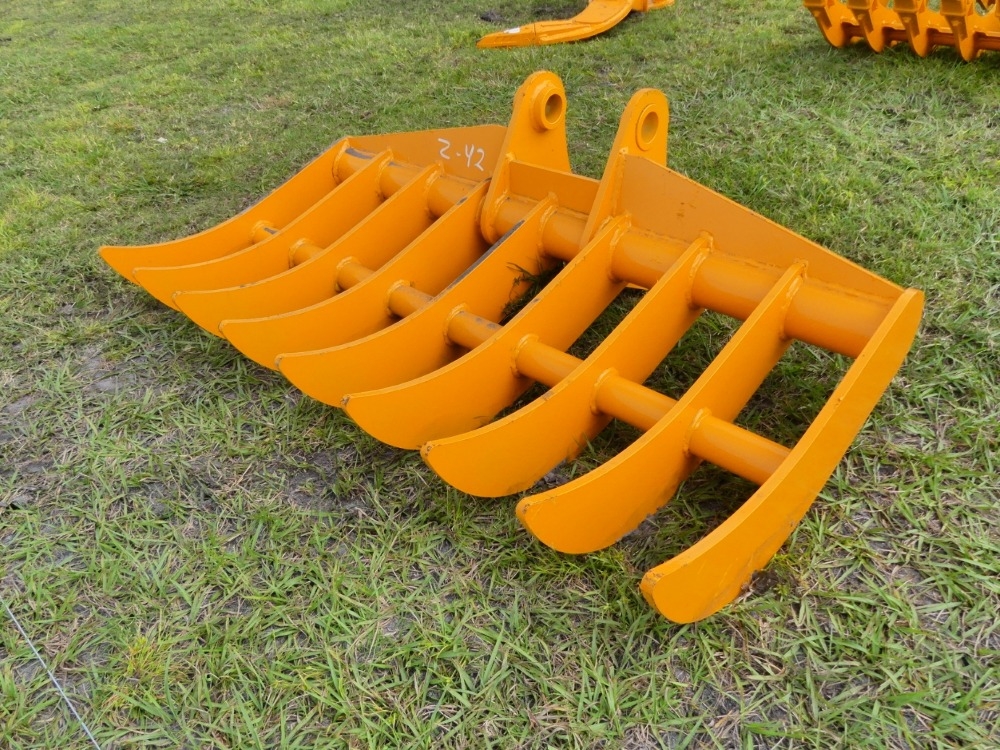 Giyi Excavator 44" Rake (A57149)