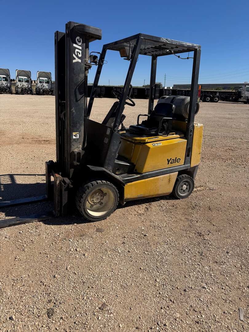 YALE 5K LBS WAREHOUSE FORKLIFT (A55745)