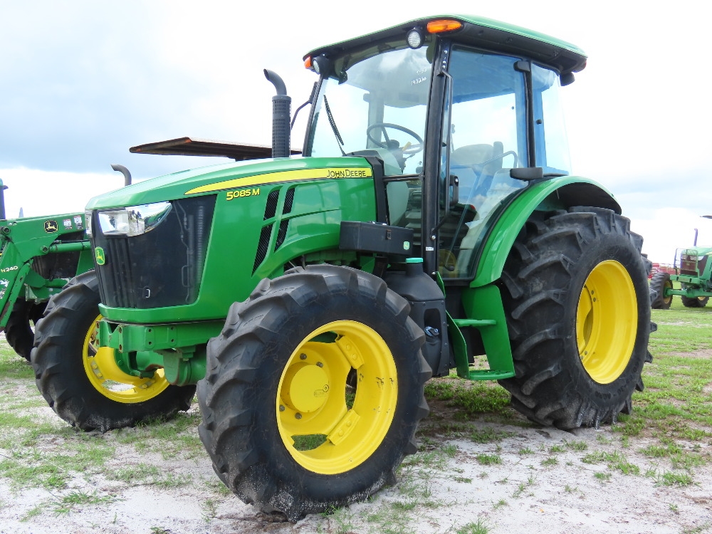 2015 John Deere 5085M (A47307)
