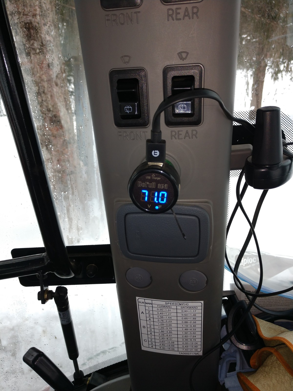 cab temp at minus 7 outside.jpg