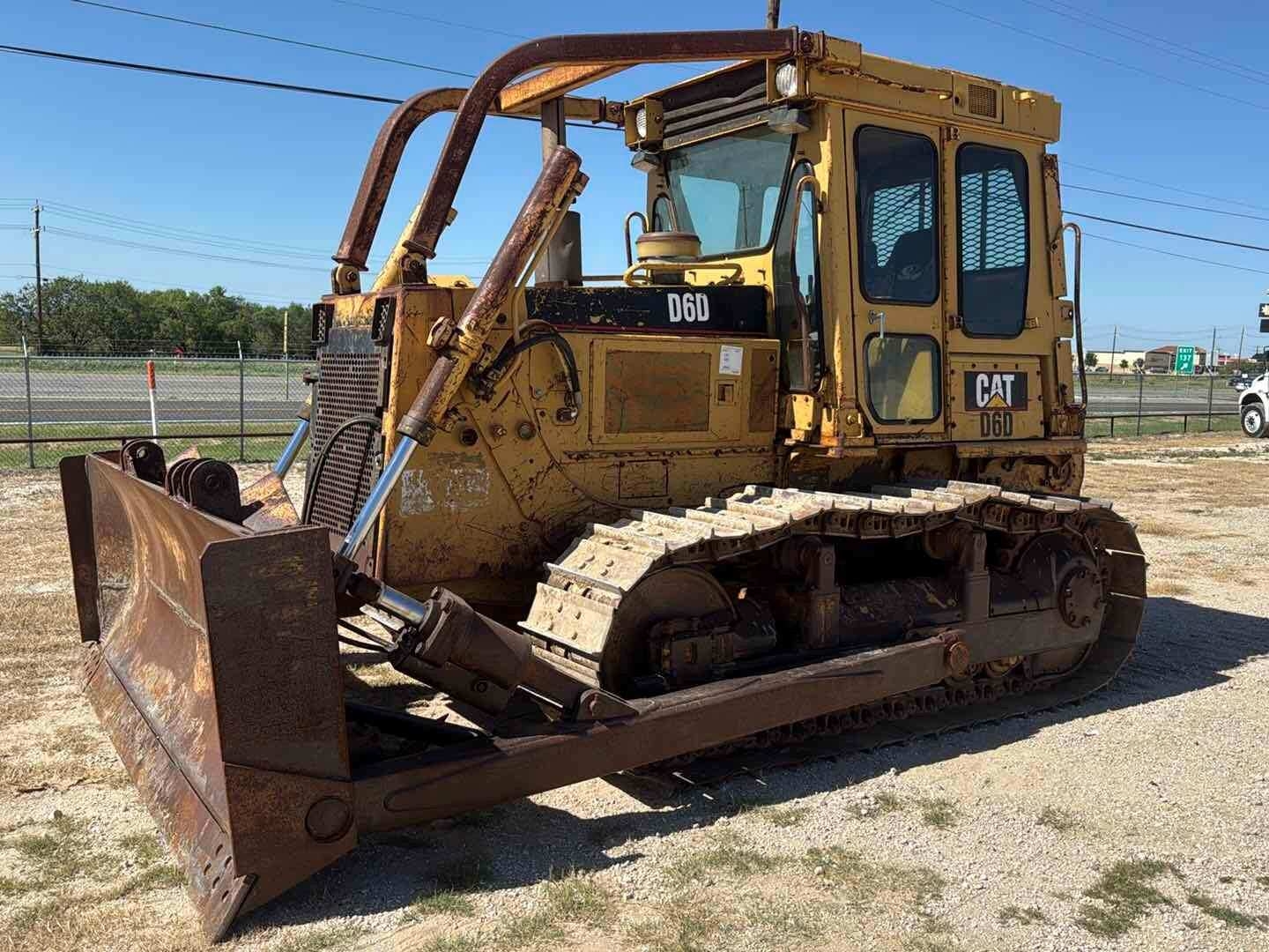 CAT D6D (A50854)