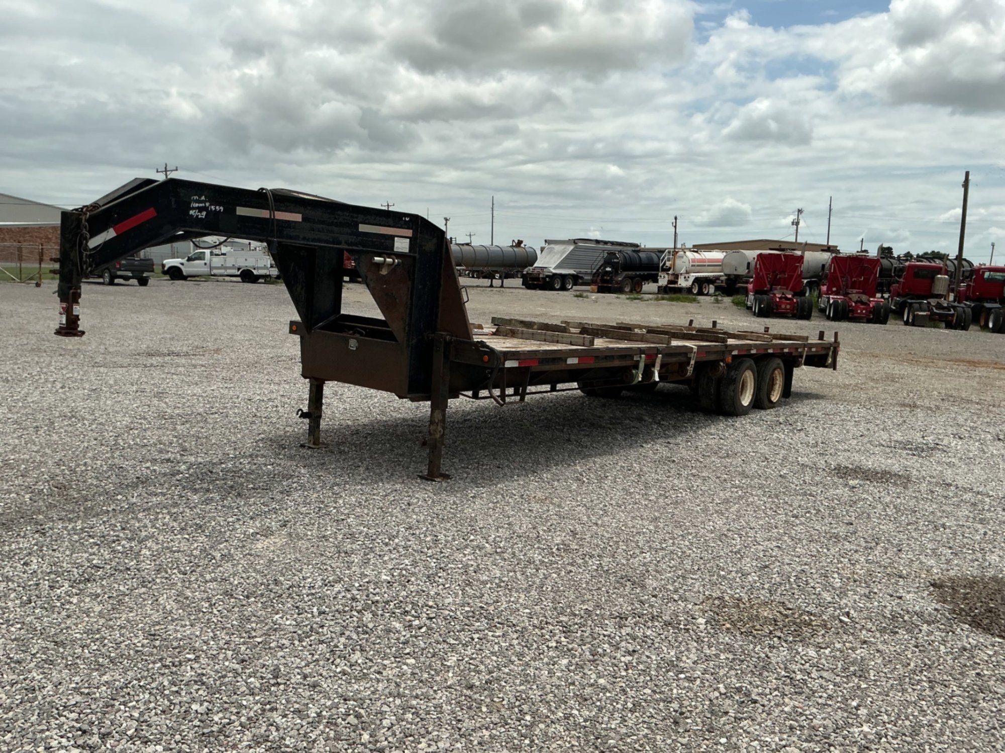 2011 GR TRAILER GOOSENECK (A50854)