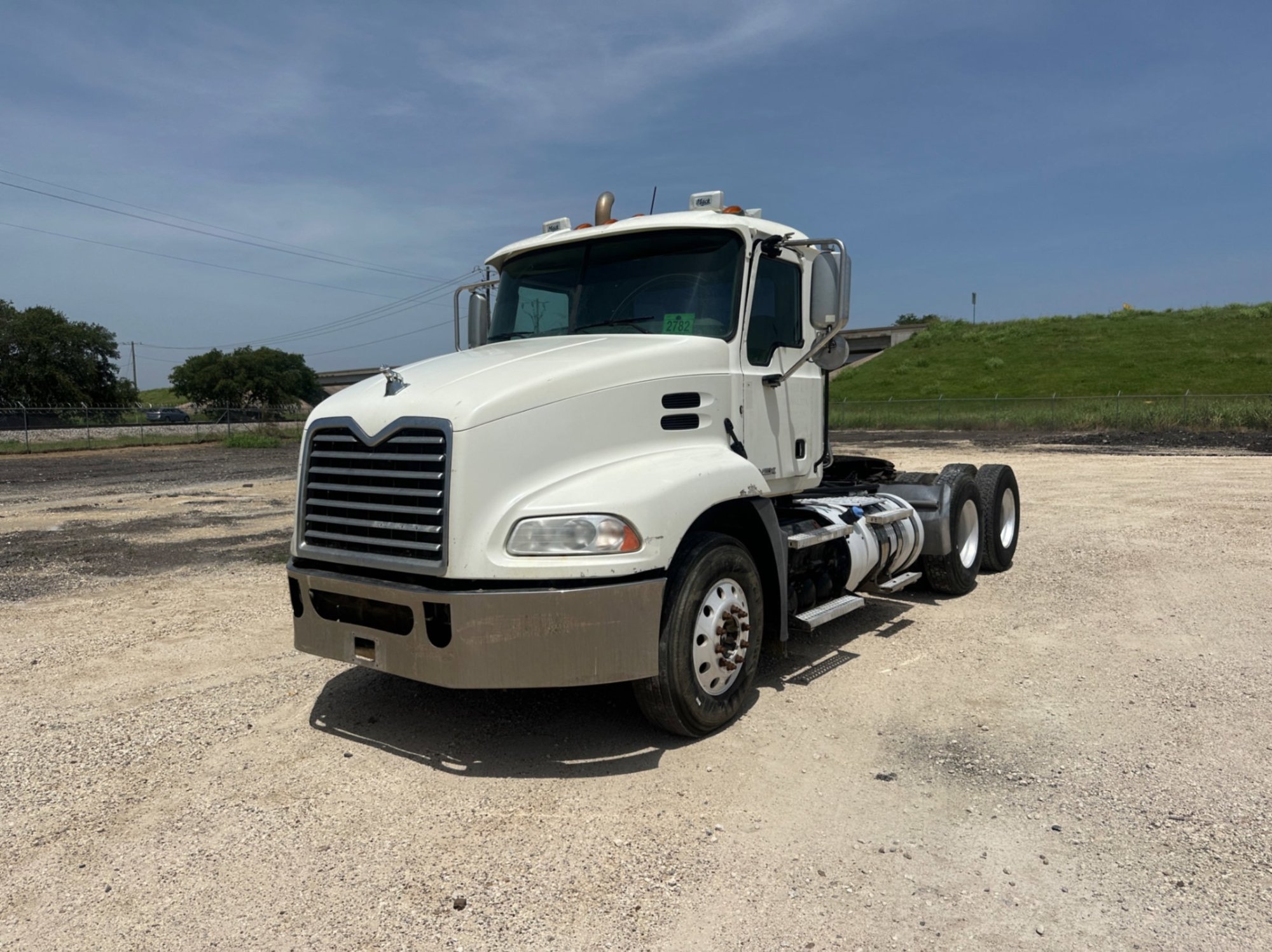 2013 MACK CXU (A50854)