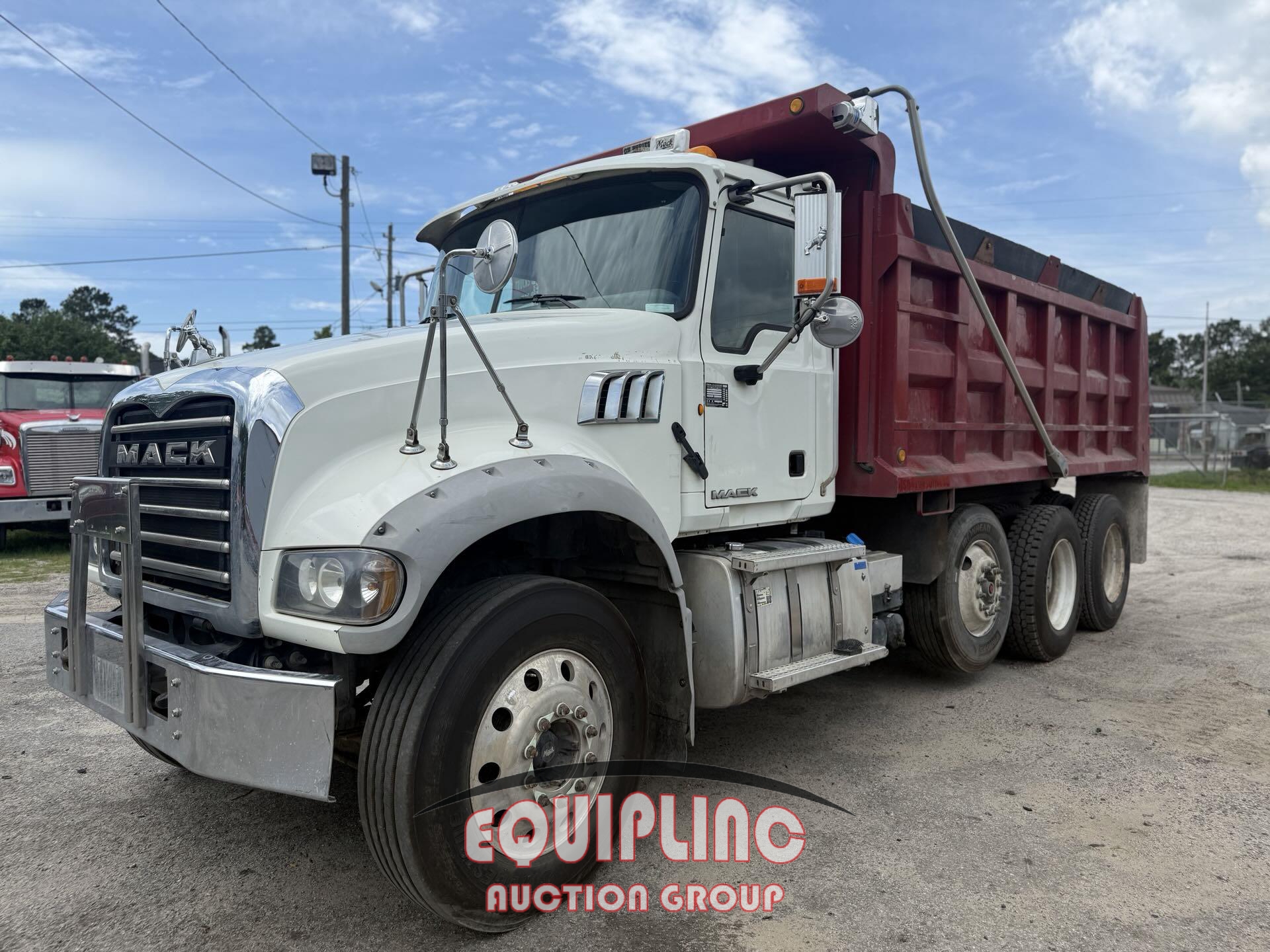 2014 MACK GRANITE GU713 TRI AXLE DUMP TRUCK (A45678)