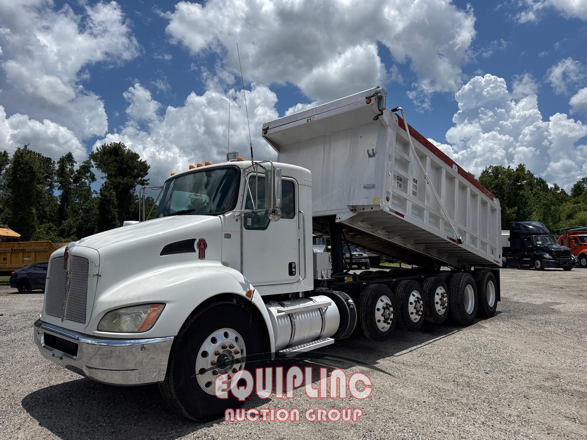2015 KENWORTH T370 QUINT AXLE DUMP TRUCK (A50046)