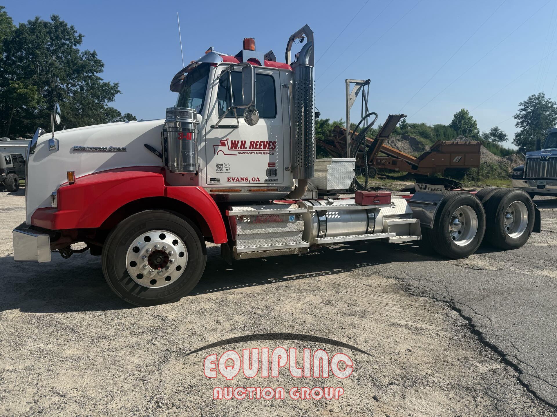 2014 WESTERN STAR 4900 SA TANDEM AXLE DAY CAB (A50046)