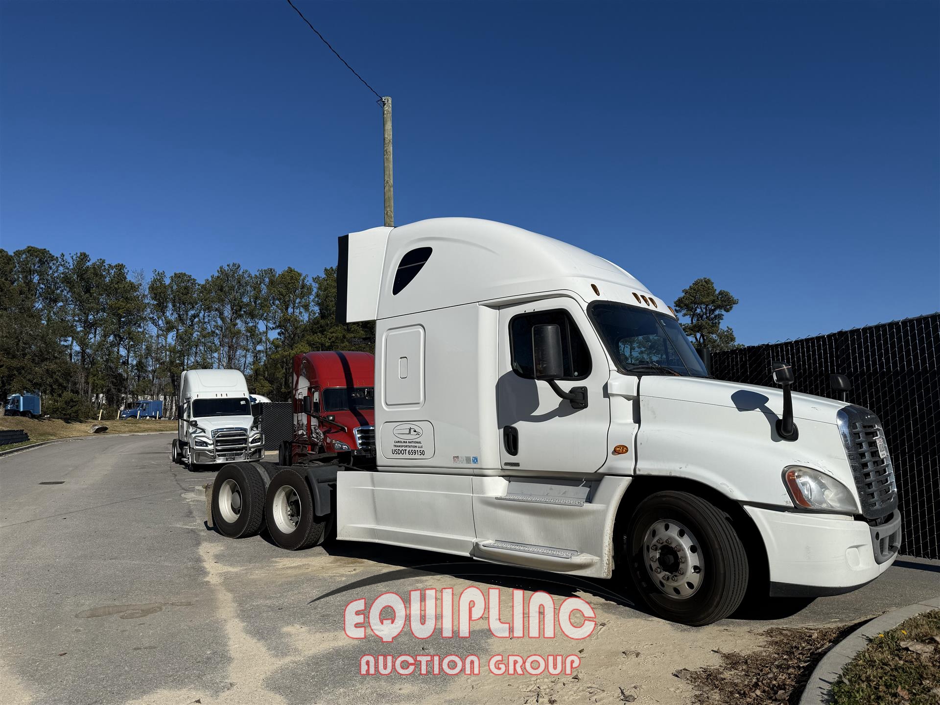 2016 FREIGHTLINER CASCADIA TANDEM AXLE SLEEPER TRUCK (A59906)